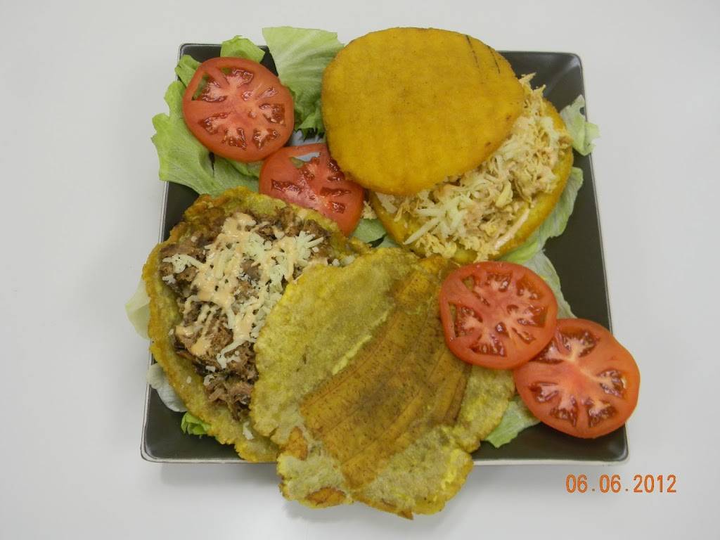 El Chuzo BBQ | restaurant | 7101 N Armenia Ave, Tampa, FL 33604, USA | 8133749184 OR +1 813-374-9184