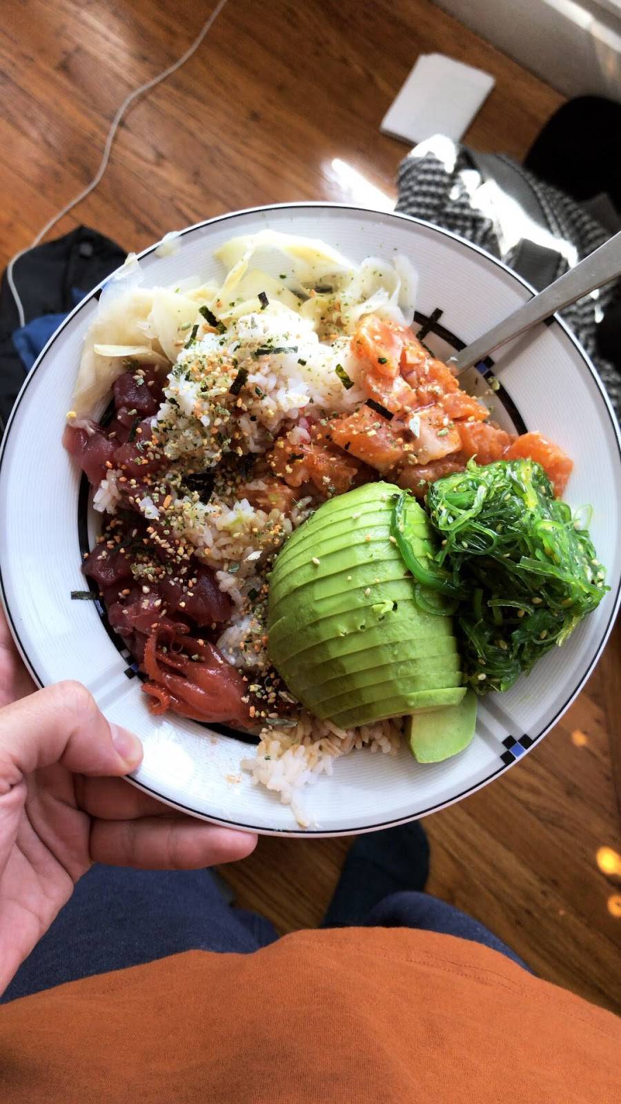 Basa Seafood Express | restaurant | 3064 24th St, San Francisco, CA 94110, USA | 4155502388 OR +1 415-550-2388