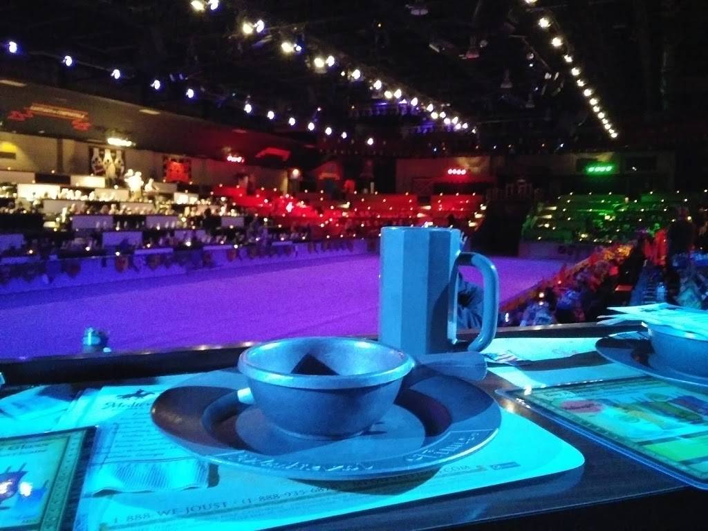 Medieval Times Dinner & Tournament | restaurant | 2001 N Roselle Rd, Schaumburg, IL 60195, USA | 8478821496 OR +1 847-882-1496