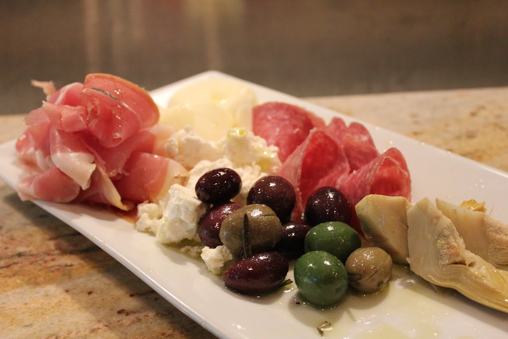 Bocconcini | restaurant | 1334 Pine St, Philadelphia, PA 19107, USA | 2155452482 OR +1 215-545-2482