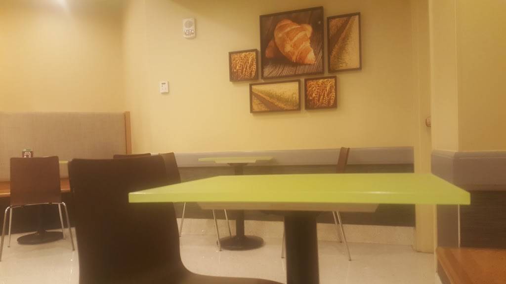 Au Bon Pain | cafe | 95 Grasslands Rd, Valhalla, NY 10595, USA | 9143472810 OR +1 914-347-2810