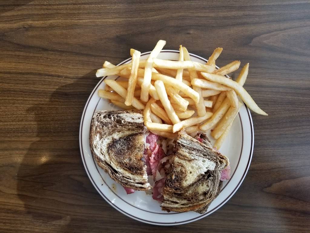 Frischs Big Boy | restaurant | 1231 N Fairfield Rd, Dayton, OH 45432, USA | 9374294939 OR +1 937-429-4939