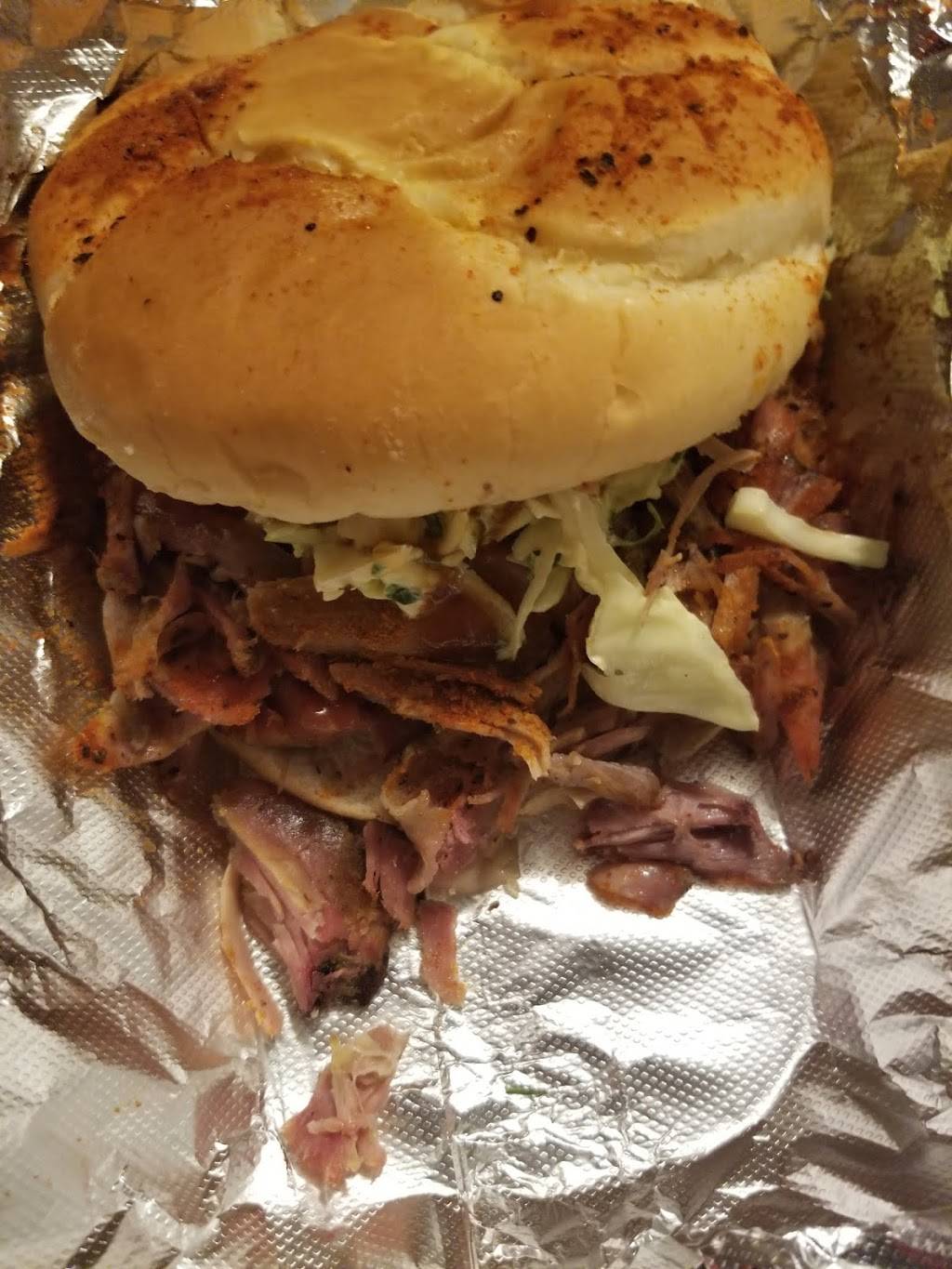 BallHoggerz BBQ | restaurant | 1404 Airways Blvd, Memphis, TN 38114, USA | 9012791758 OR +1 901-279-1758