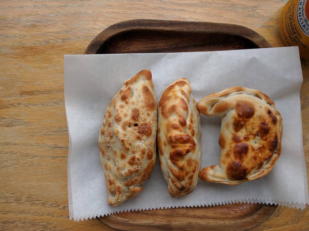 5411 Empanadas | Lakeview | cafe | 2850 N Clark St, Chicago, IL 60657, USA | 7737555411 OR +1 773-755-5411