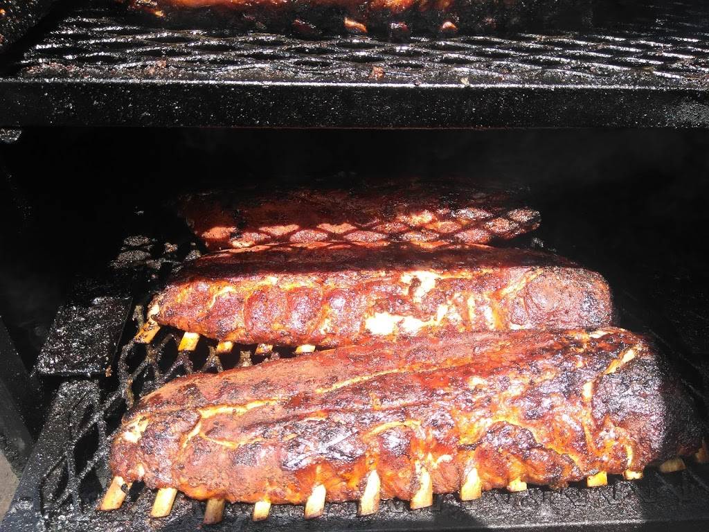 Red Barrel BBQ & Catering | restaurant | 2941 S Wilson Rd, Radcliff, KY 40160, USA | 5023372262 OR +1 502-337-2262