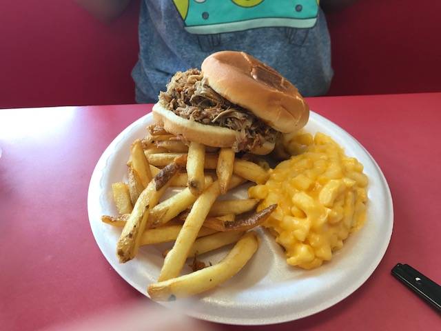 Little Pigs Bar-B-Q | restaurant | 2428 Hudson Rd, Greer, SC 29650, USA | 8642441090 OR +1 864-244-1090