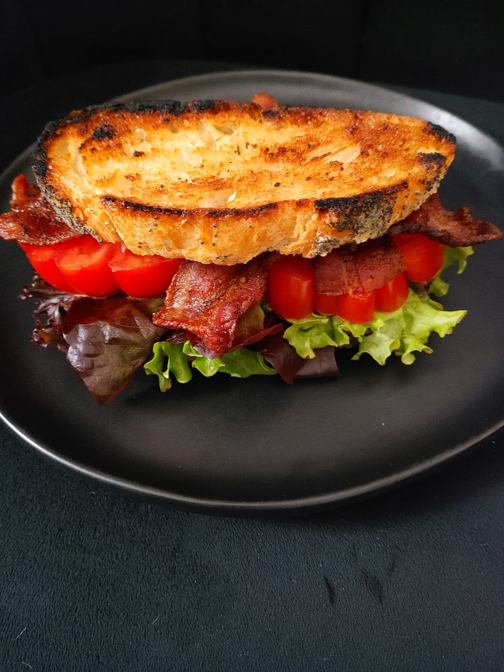 The Kitchen Table | restaurant | 251 Sun Ranch Dr, Sisters, OR 97759, USA | 5413503073 OR +1 541-350-3073