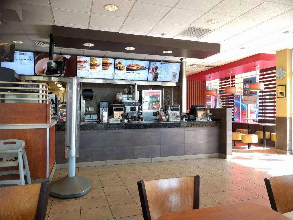 McDonalds | cafe | 106 Crystal Grove Blvd, Lutz, FL 33549, USA | 8139488610 OR +1 813-948-8610