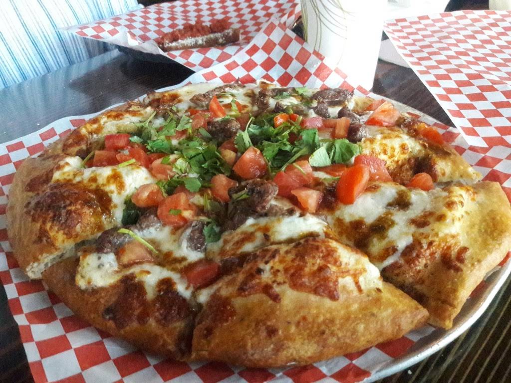 Mini Maxwells | restaurant | 913 Dana Dr, Redding, CA 96003, USA | 5307681175 OR +1 530-768-1175