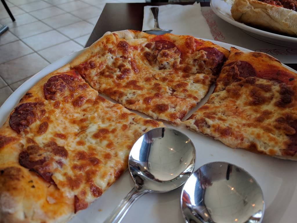 Trattoria Mario | restaurant | 5545 Chemin Upper Lachine, Montréal, QC H4A 2A5, Canada | 5144850235 OR +1 514-485-0235