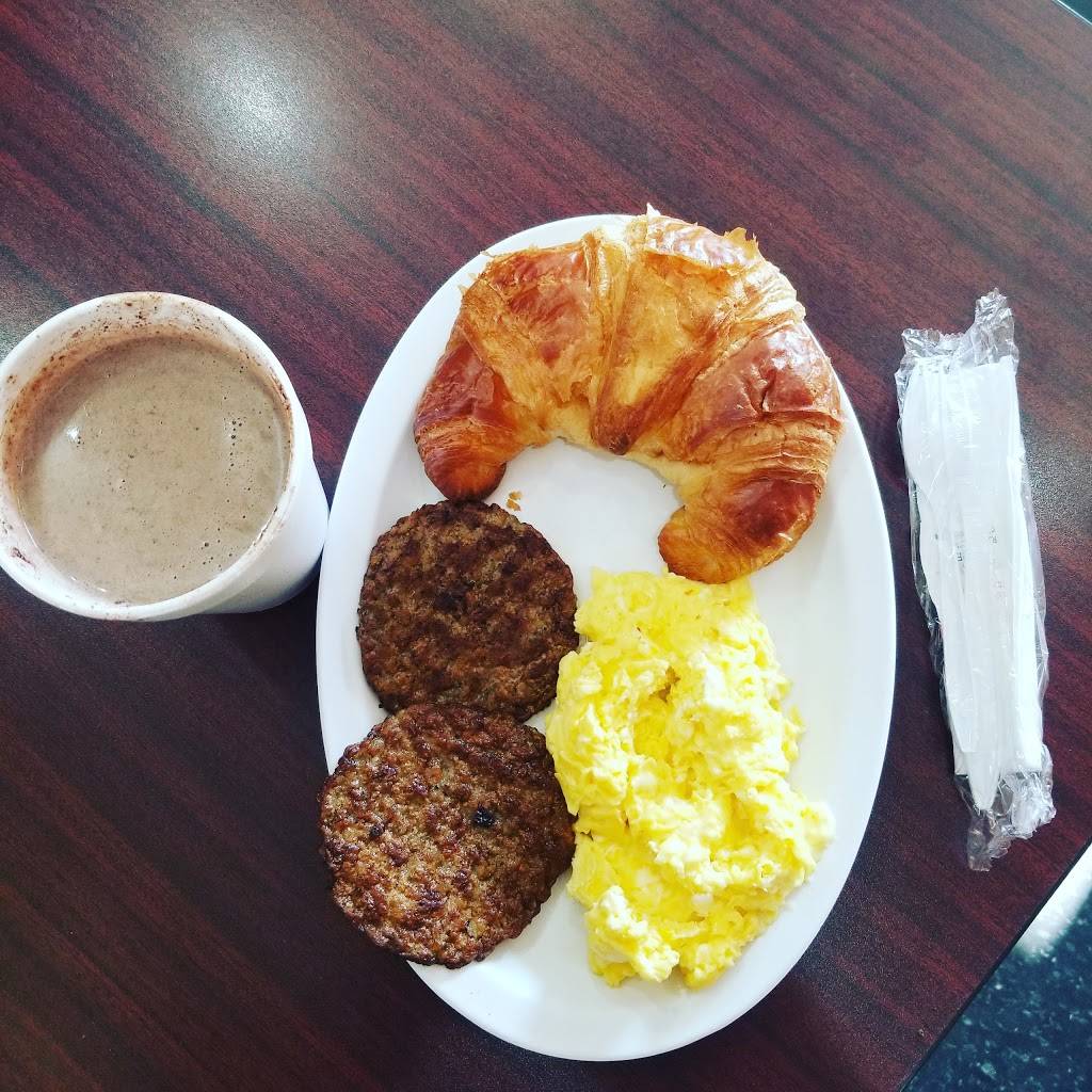 Davids Breakfast And Lunch | restaurant | 201 E Plumstead Ave, Lansdowne, PA 19050, USA | 4844664615 OR +1 484-466-4615