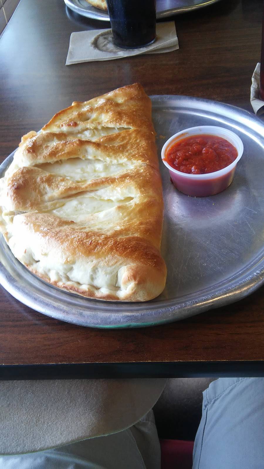 Arthurs Pizza | restaurant | 1415 W Cumberland St, Dunn, NC 28334, USA | 9108920122 OR +1 910-892-0122