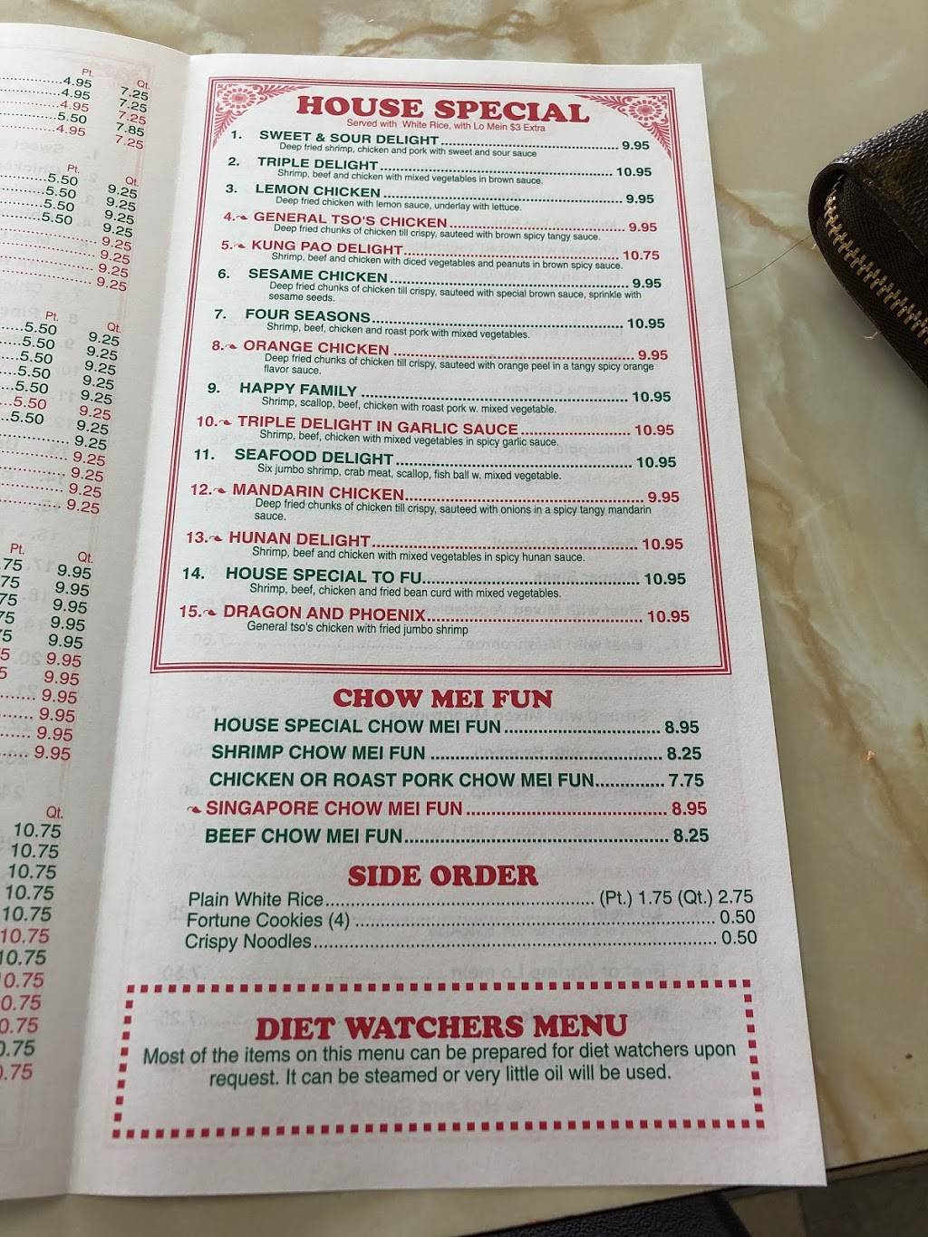 Lucky Wok | restaurant | 255 E McCauley Dr, Uhrichsville, OH 44683, USA | 7409220915 OR +1 740-922-0915