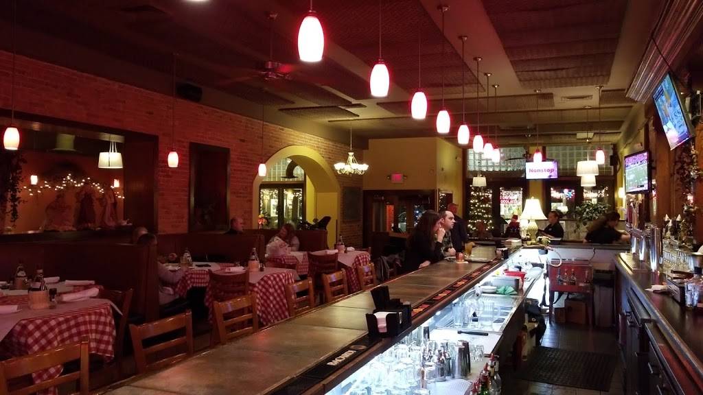 Vivis Italian Garden | restaurant | 214 State St, St Joseph, MI 49085, USA | 2699830001 OR +1 269-983-0001