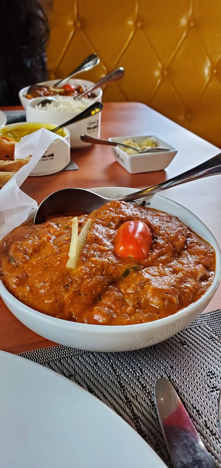 The Yellow chilli | restaurant | 1477 Oak Tree Rd, Iselin, NJ 08830, USA | 8482052173 OR +1 848-205-2173