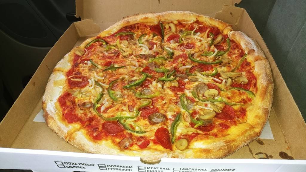 Giannis Pizzeria | restaurant | 1504 Roosevelt Ave, Carteret, NJ 07008, USA | 7325415004 OR +1 732-541-5004