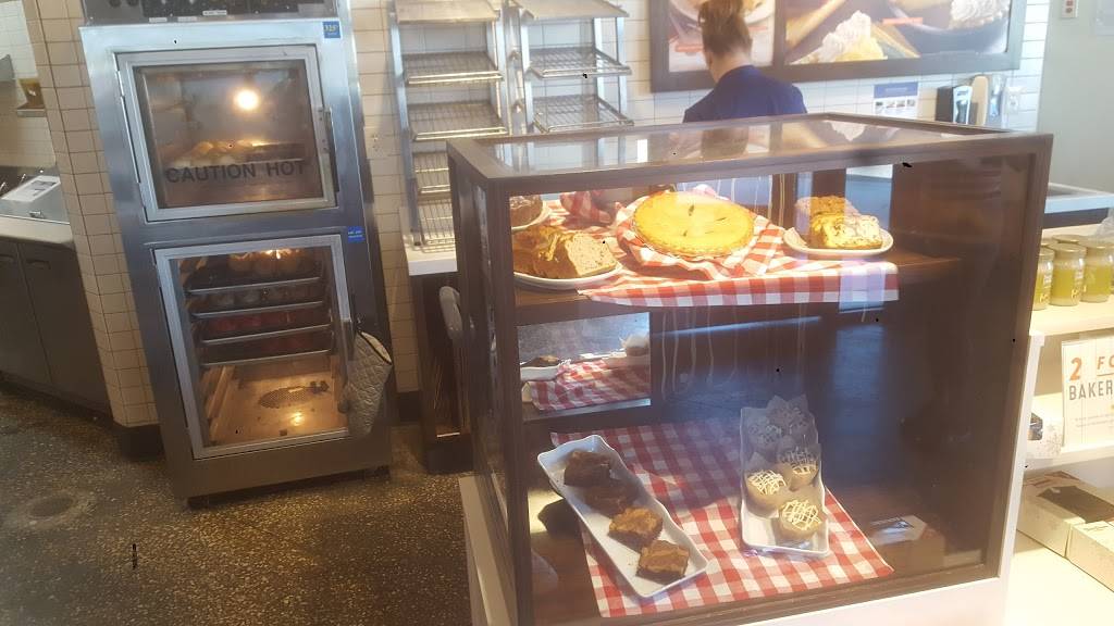 Bob Evans | restaurant | 2183 Gulf to Bay Blvd, Clearwater, FL 33765, USA | 7274463949 OR +1 727-446-3949