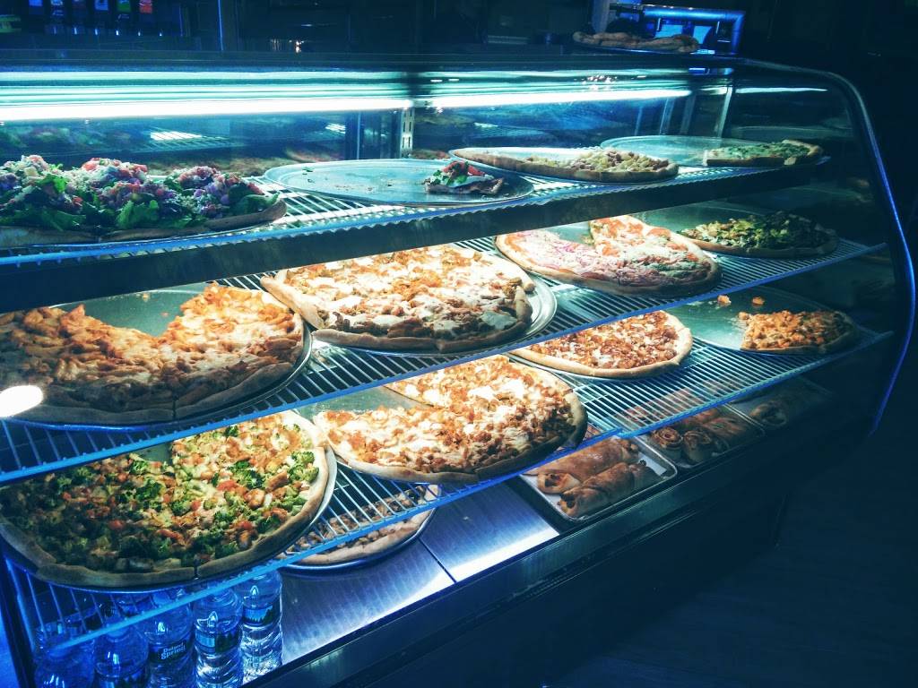 Michelangelo Pizzeria | restaurant | 10095 Main Rd, Mattituck, NY 11952, USA | 6312984100 OR +1 631-298-4100