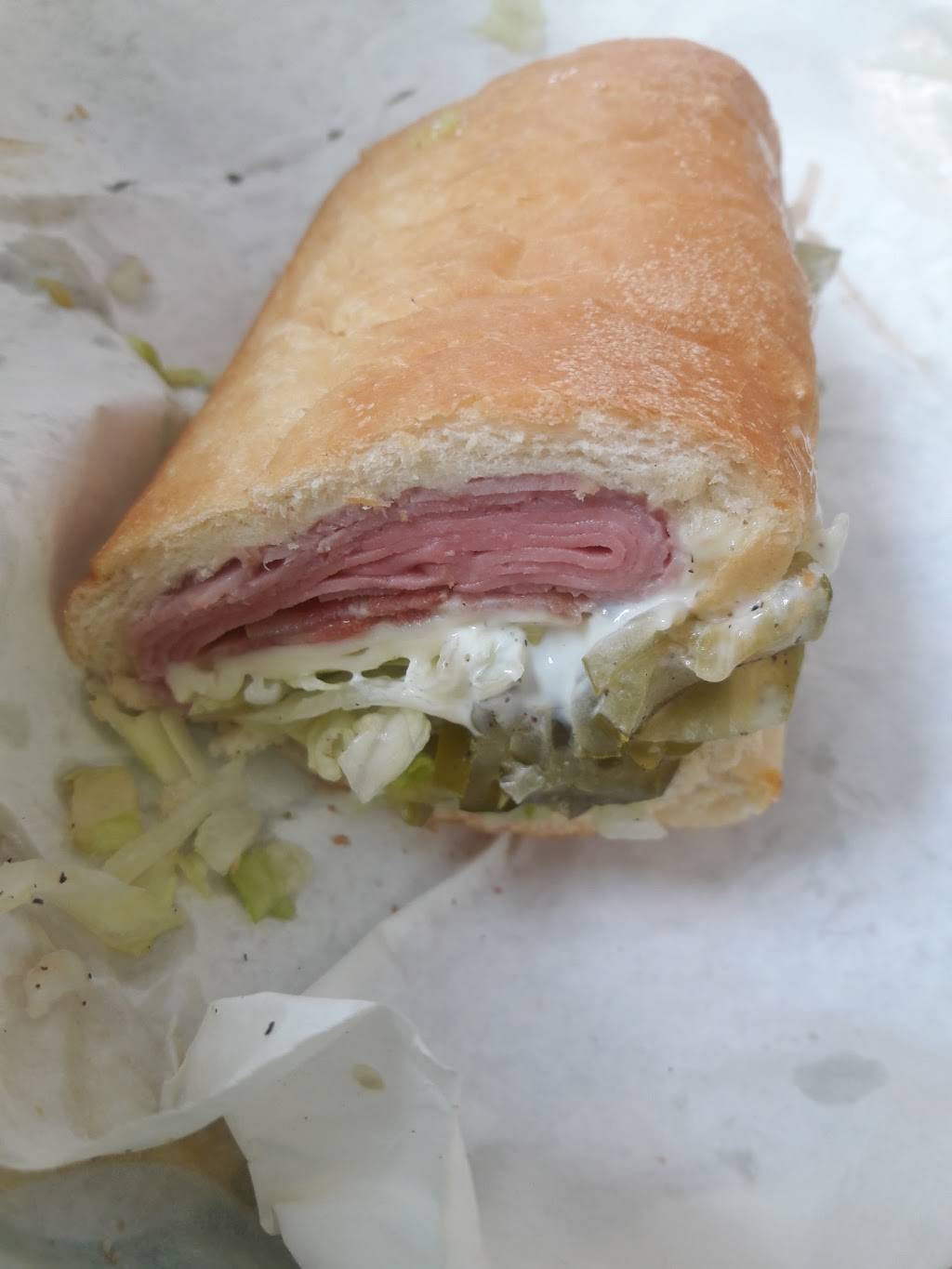 Subway Restaurants | restaurant | 696 S Gulfview Blvd, Clearwater Beach, FL 33767, USA | 7274479325 OR +1 727-447-9325