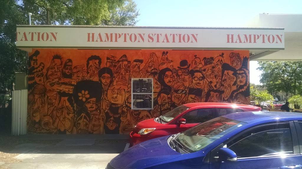 Hampton Station Beer, Pizza & Records | restaurant | 5921 N Nebraska Ave, Tampa, FL 33604, USA | 8132381114 OR +1 813-238-1114