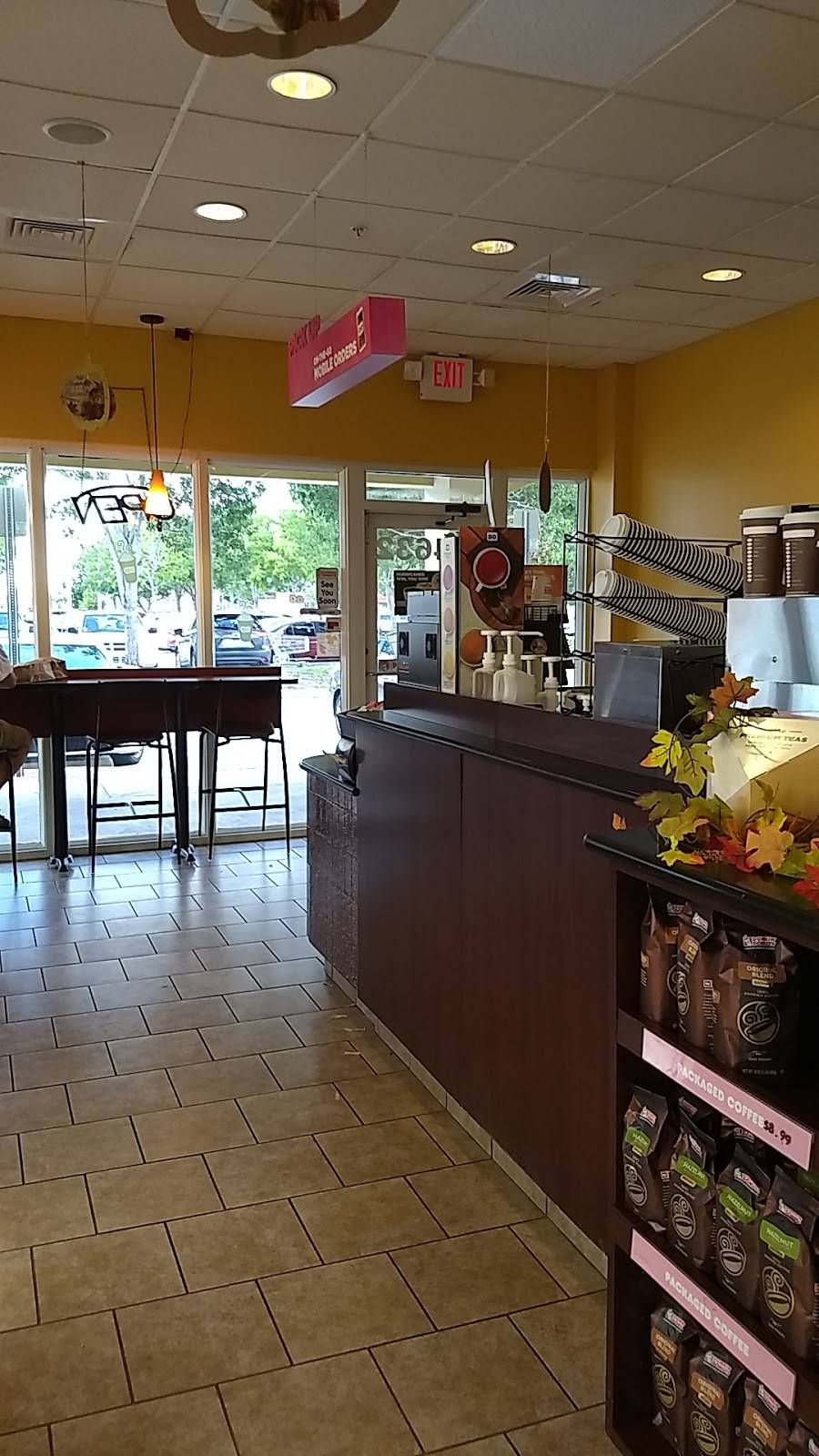 Dunkin | bakery | 14632 SW 8th St, Miami, FL 33184, USA | 3052215710 OR +1 305-221-5710