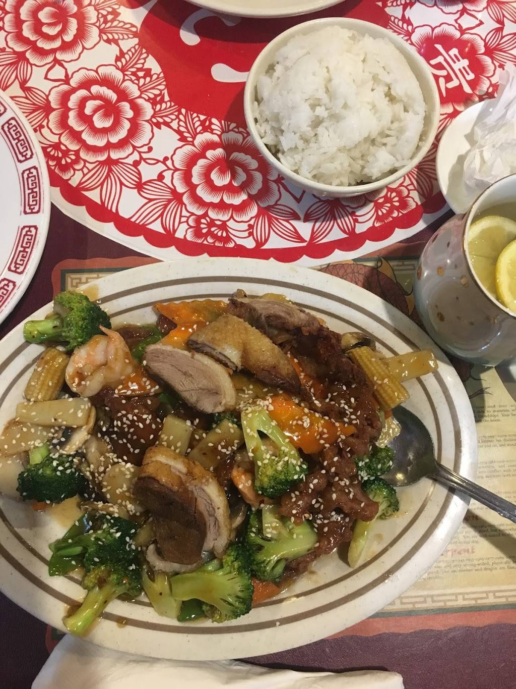 Full Moon House | restaurant | 17 N Rend Lake Rd, Benton, IL 62812, USA | 6184354333 OR +1 618-435-4333