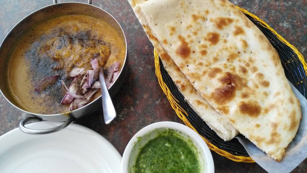 Oakville Halal Grill | restaurant | 441 Kerr St, Oakville, ON L6K 3C2, Canada | 9053390550 OR +1 905-339-0550