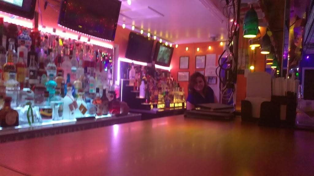 LESLY RESTAURANT BAR & GRILL | restaurant | 306 Hillwood Ave, Falls Church, VA 22046, USA | 7032413795 OR +1 703-241-3795