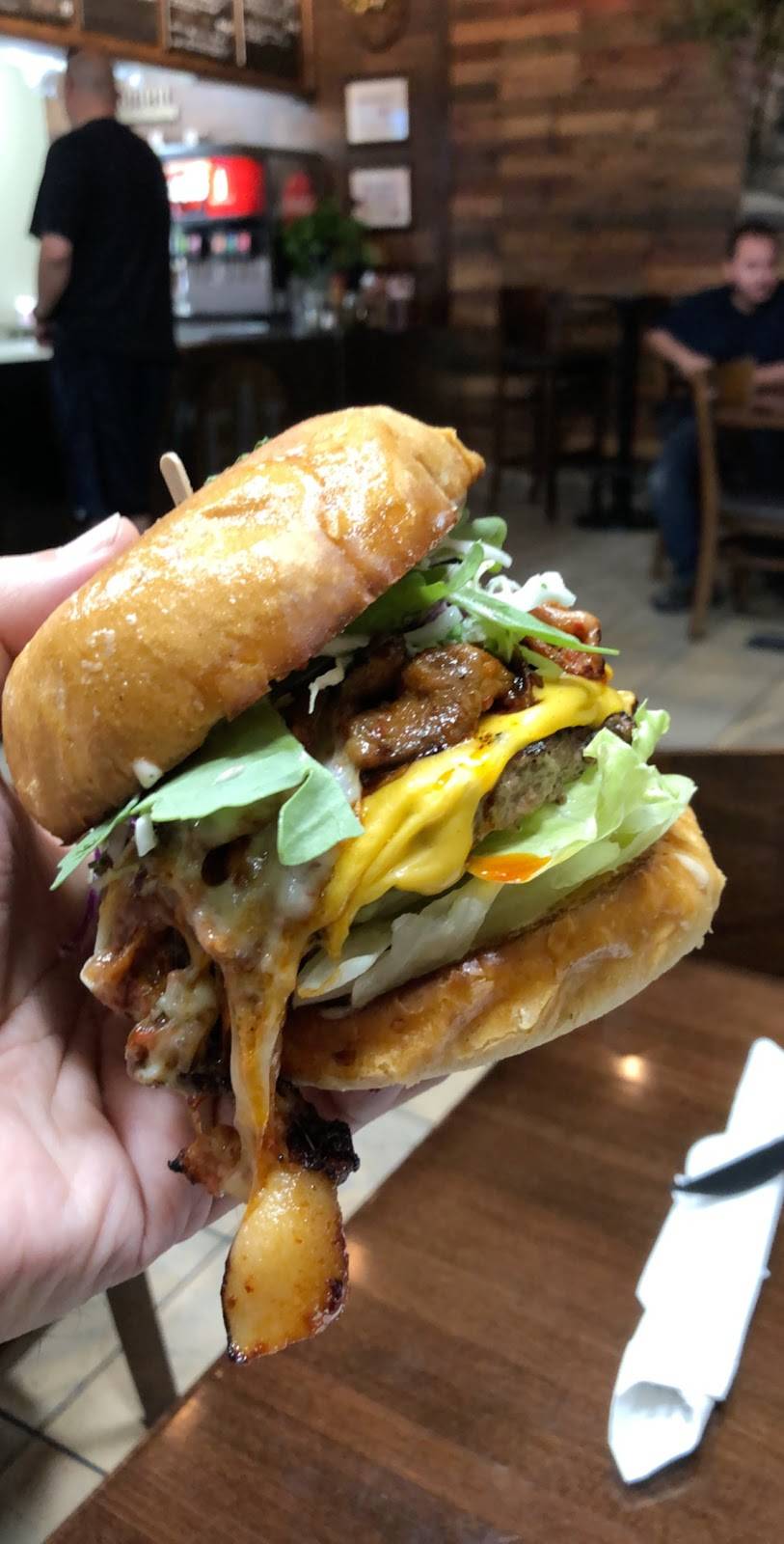 Corner Grill | restaurant | 6585 Foothill Blvd, Tujunga, CA 91042, USA | 8182739332 OR +1 818-273-9332