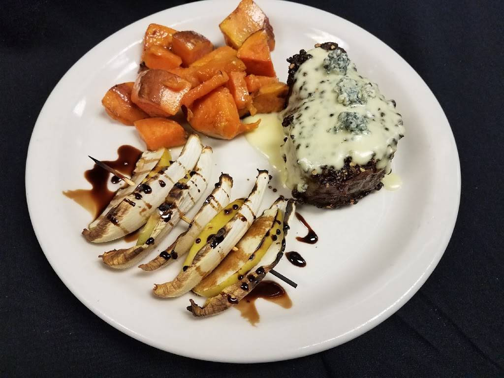 Holy Grail Pub | restaurant | 8240 Preston Rd #150, Plano, TX 75024, USA | 9723776633 OR +1 972-377-6633