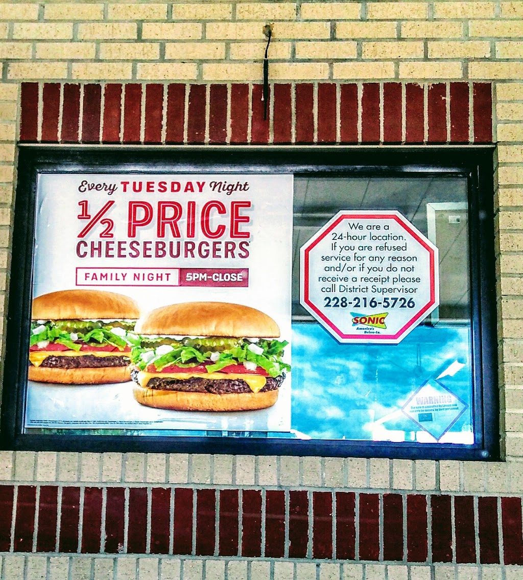 Sonic Drive-In | restaurant | 1437 E Peace St, Canton, MS 39046, USA | 6018552232 OR +1 601-855-2232
