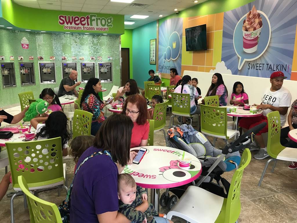 Sweet Frog |  | 1437-1461 W Belt Line Rd, Richardson, TX 75080, USA | 4699066199 OR +1 469-906-6199