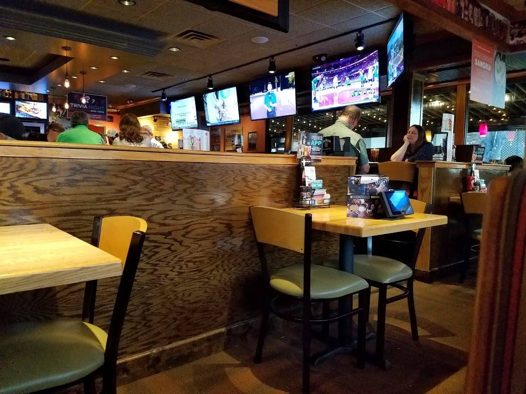 Applebees Grill + Bar | restaurant | 10501 South, US-1, Port St. Lucie, FL 34952, USA | 7723370408 OR +1 772-337-0408