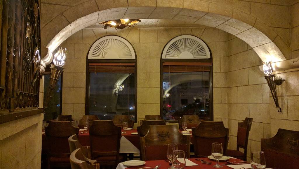 Restaurant Mamma Mia Pizzeria | restaurant | 6070 Chemin de la Côte-Saint-Luc, Montréal, QC H3X 2G8, Canada | 5144889504 OR +1 514-488-9504