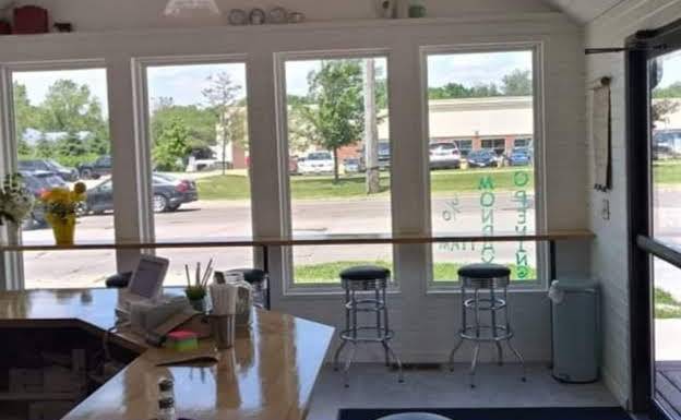 Loosies | restaurant | 1611 32nd St NE, Cedar Rapids, IA 52402, USA | 3192001002 OR +1 319-200-1002