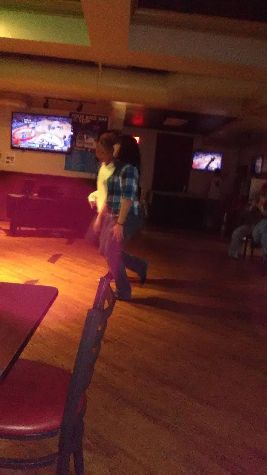 The BrickHouse Bar & Grill | restaurant | 213 Fayetteville St, Fuquay-Varina, NC 27526, USA | 9193461204 OR +1 919-346-1204