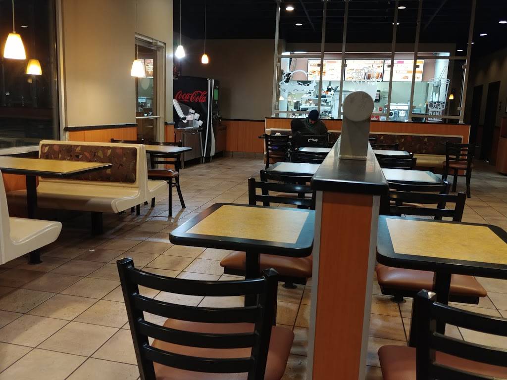 Burger King | restaurant | 1436 West International, Daytona Beach, FL 32114, USA | 3862535709 OR +1 386-253-5709
