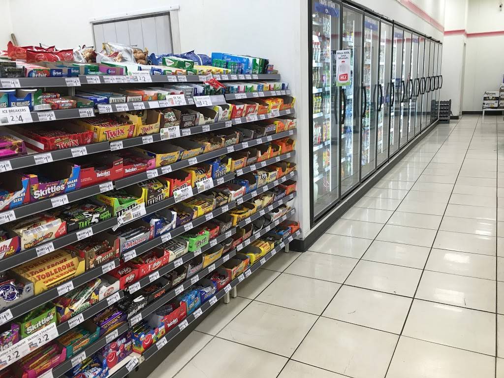 7-Eleven | bakery | 5834 N Kings Hwy, Alexandria, VA 22303, USA | 7033290847 OR +1 703-329-0847