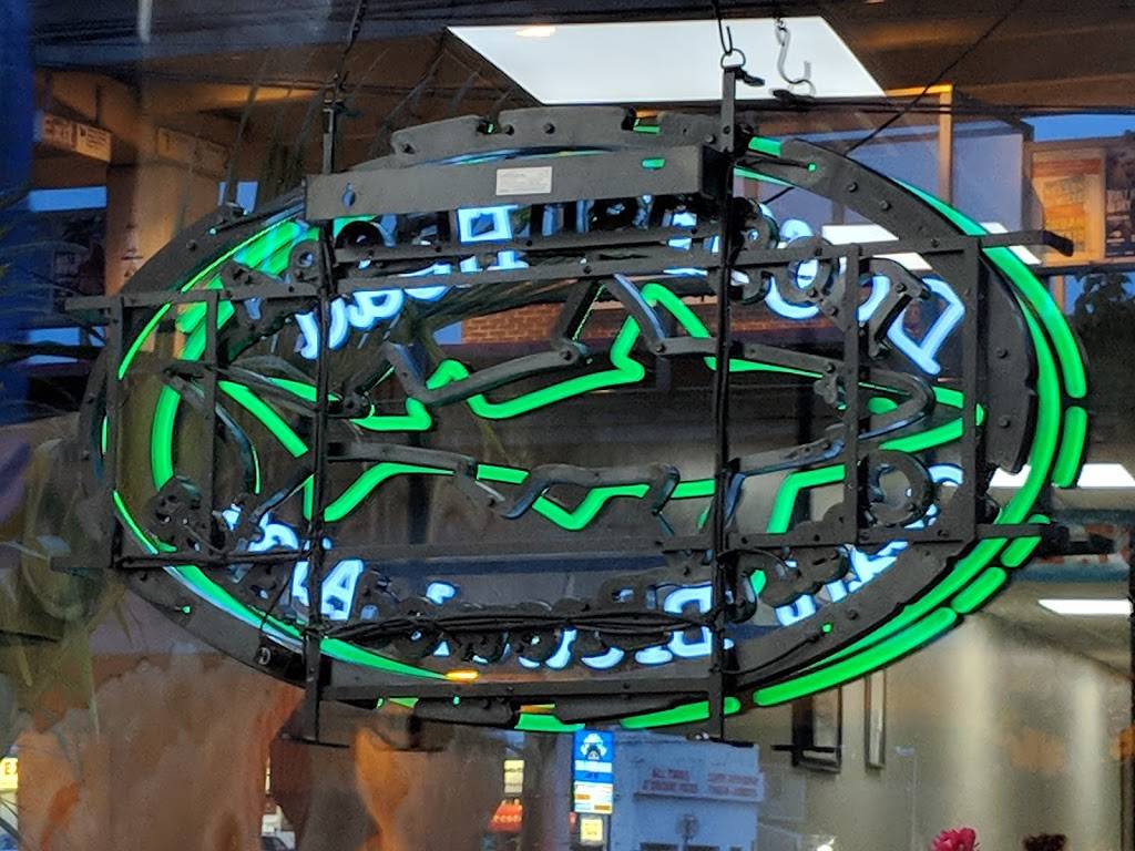 Shrimpys Burrito Bar | restaurant | 125 Front St, Massapequa Park, NY 11762, USA | 5167973299 OR +1 516-797-3299