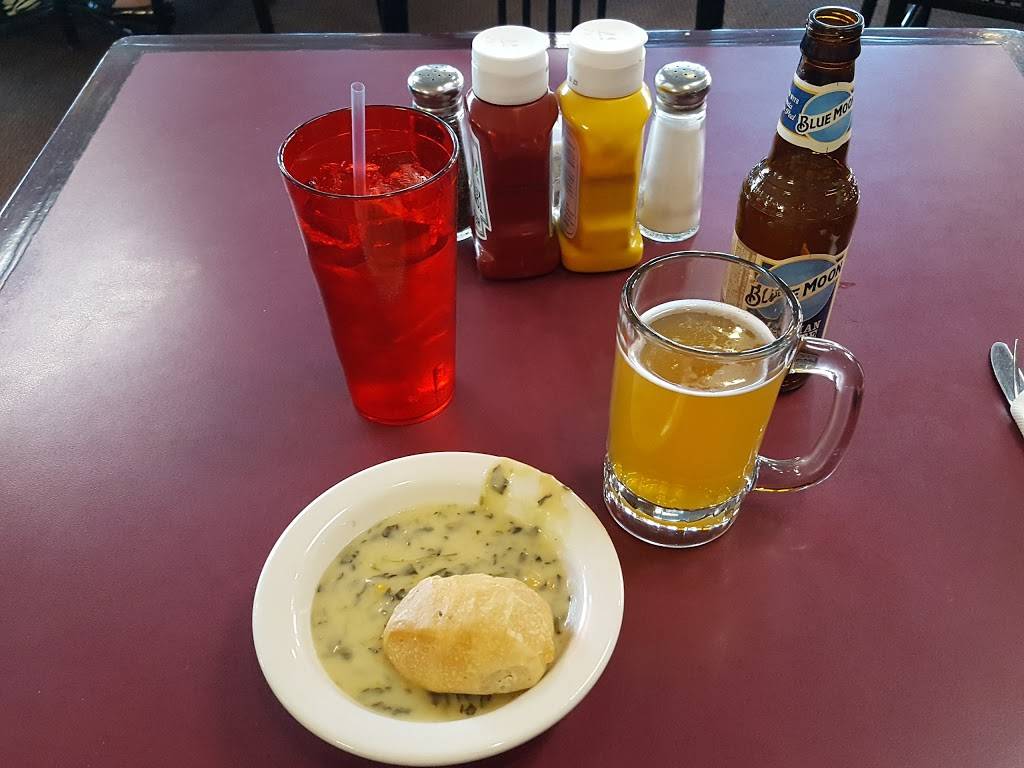 Denises Wixom Grill | restaurant | 29710 Wixom Rd, Wixom, MI 48393, USA | 2489265880 OR +1 248-926-5880