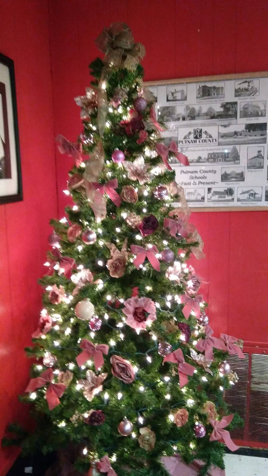 Morenos On Main | restaurant | 410 Main St, McNabb, IL 61335, USA | 8158822130 OR +1 815-882-2130