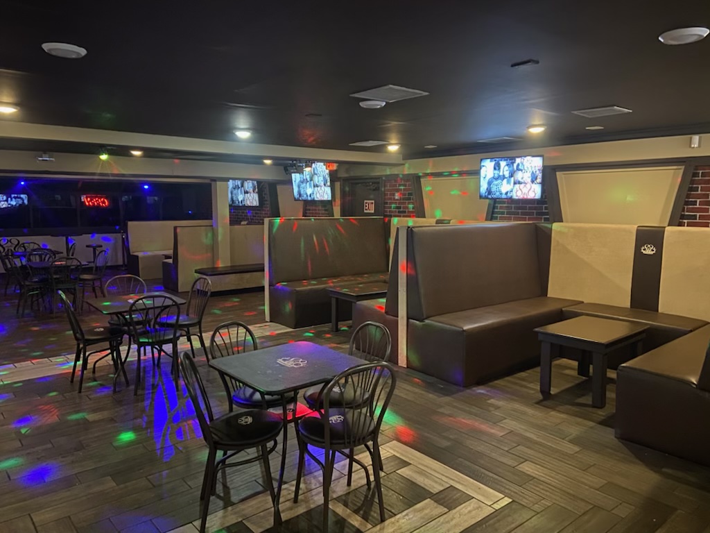 8eight8 Hookah Bar and Lounge | restaurant | 888 Murfreesboro Pike, Nashville, TN 37217, USA | 6156785657 OR +1 615-678-5657