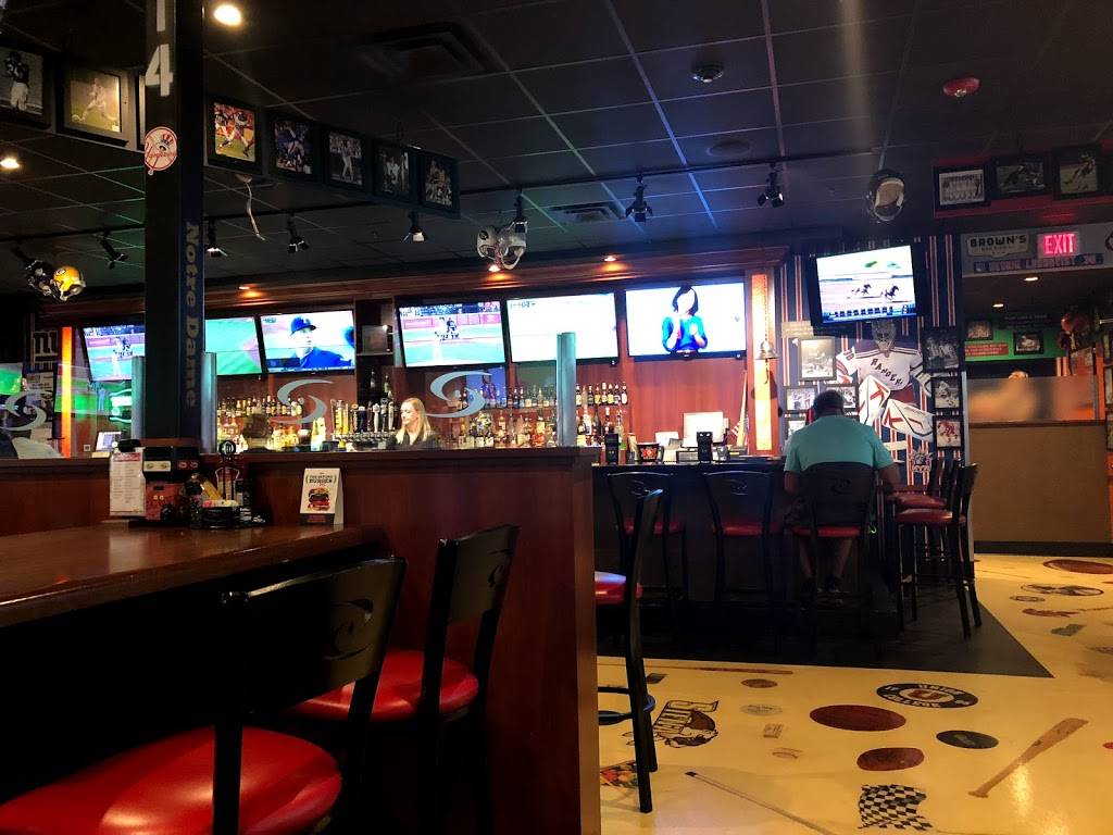 Recovery Sports Grill | restaurant | 2537 State Hwy 9, Malta, NY 12020, USA | 5188998156 OR +1 518-899-8156