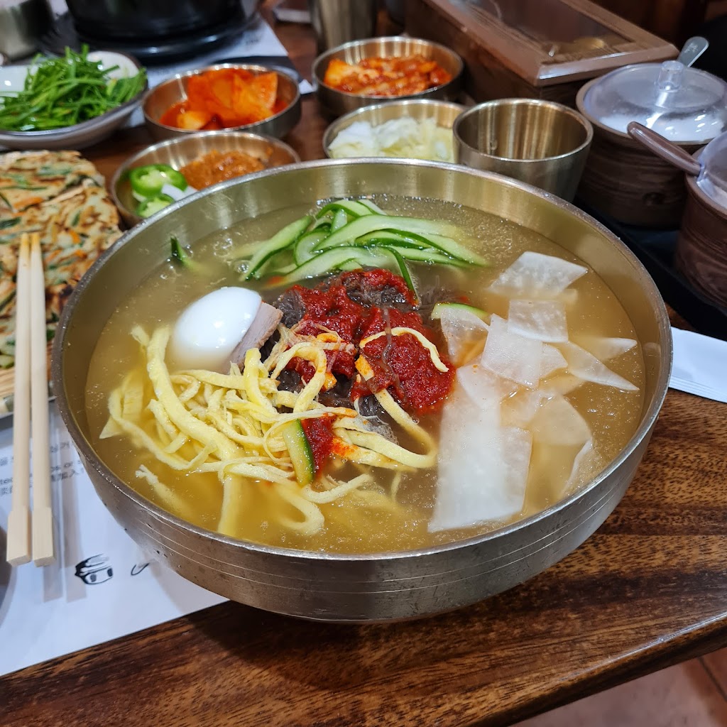 Jinsol Gukbap | restaurant | 7446 Orangethorpe Ave, Buena Park, CA 90621, USA | 7142660037 OR +1 714-266-0037