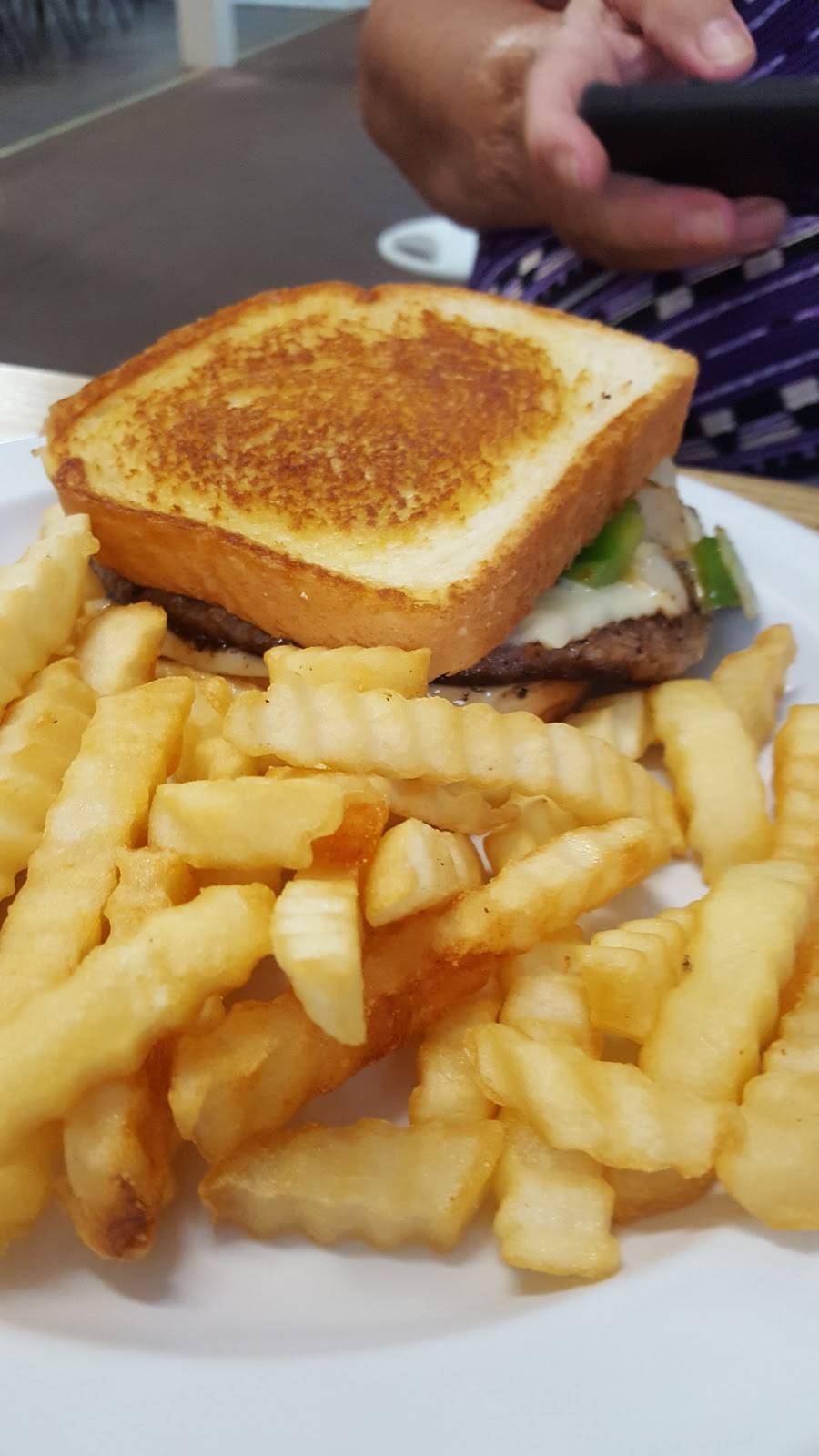 Jans Burger Basket | restaurant | 544 Phillip Stone Way, Central City, KY 42330, USA | 2707541155 OR +1 270-754-1155