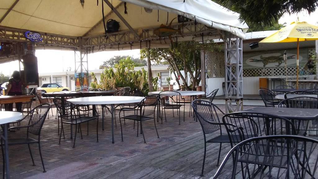 Bayport Inn | night club | 4835 Cortez Blvd, Weeki Wachee, FL 34607, USA | 3525961088 OR +1 352-596-1088