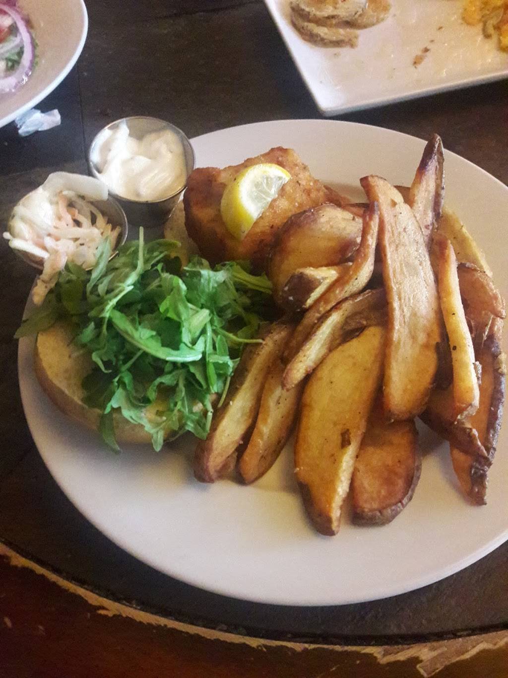 Mac McGee Irish Pub | restaurant | 111 Sycamore St, Decatur, GA 30030, USA | 4043778055 OR +1 404-377-8055