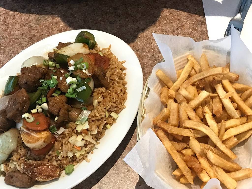 Caribbean Palms | restaurant | 747 Don Mills Rd, North York, ON M3C 1T2, Canada | 4164215777 OR +1 416-421-5777