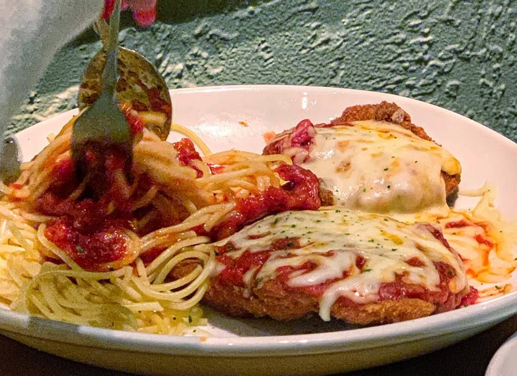 Olive Garden Italian Restaurant | meal takeaway | 5021 W Irlo Bronson Memorial Hwy, Kissimmee, FL 34746, USA | 4073961680 OR +1 407-396-1680