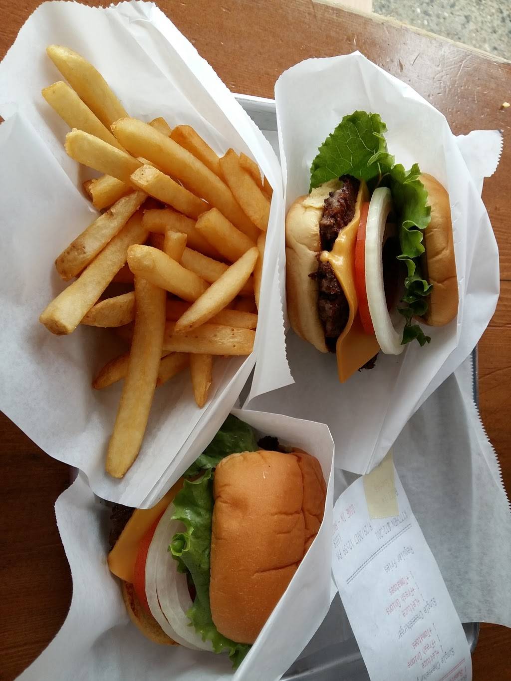 Yo-Burger | restaurant | 3726 Riverdale Ave, Bronx, NY 10463, USA | 7187086828 OR +1 718-708-6828